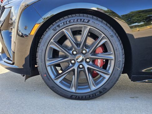 New 2026 Cadillac CT5 V w/ Technology Package RWD image 7