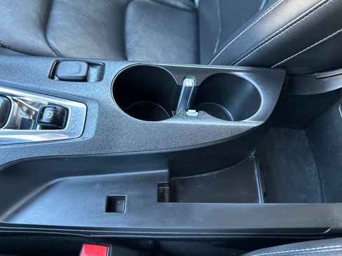Used 2016 Chevrolet Camaro LT RWD image 31