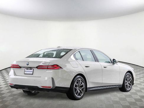 New 2026 BMW 530i image 4