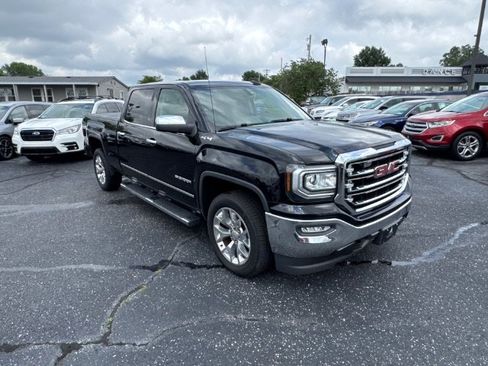 Used 2017 GMC Sierra 1500 SLT w/ SLT Premium Package AWD/4WD image 7