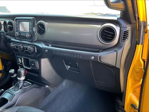 Used 2021 Jeep Wrangler Unlimited Sport AWD/4WD image 16