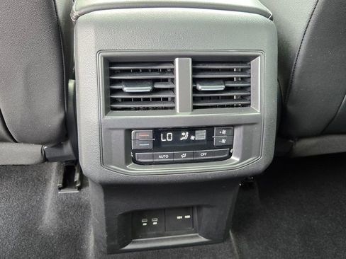 Used 2023 Volkswagen Atlas SEL image 14