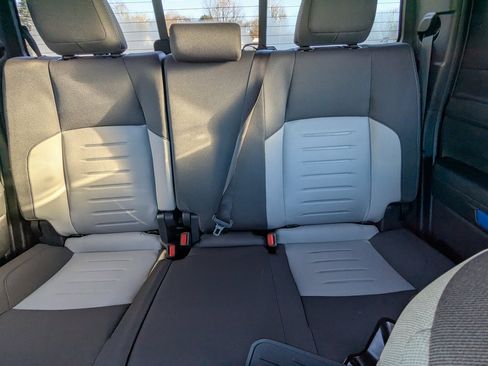 Used 2025 Toyota Tacoma TRD Off-Road image 18