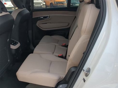New 2026 Volvo XC90 B6 Plus w/ Protection Package Premier image 18