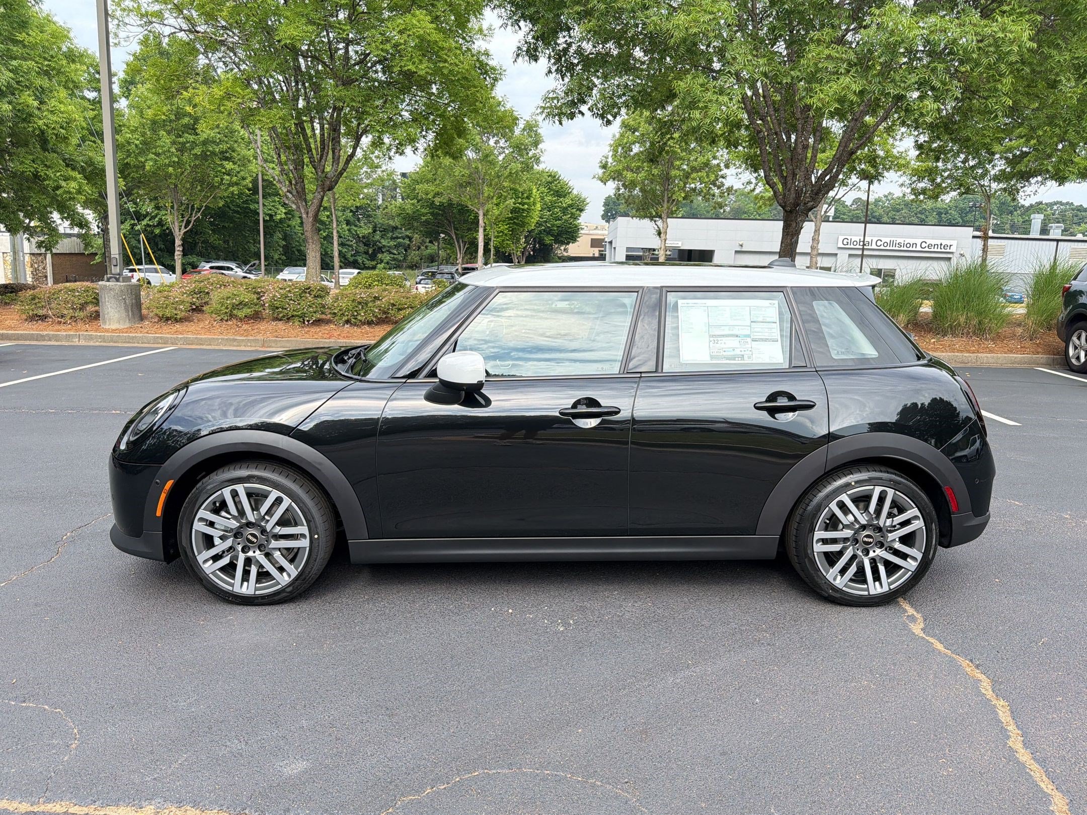 Used 2026 MINI Cooper S FWD image 2