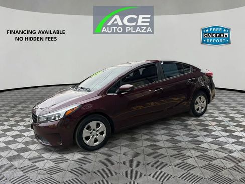 Used 2018 Kia Forte LX image 2