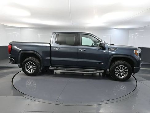 Used 2020 GMC Sierra 1500 AT4 w/ AT4 Premium Package AWD/4WD image 3