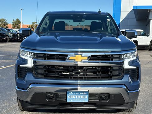 Used 2024 Chevrolet Silverado 1500 LT image 3