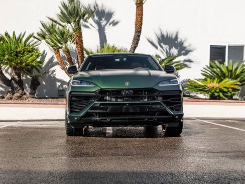 New 2025 Lamborghini Urus SE image 5