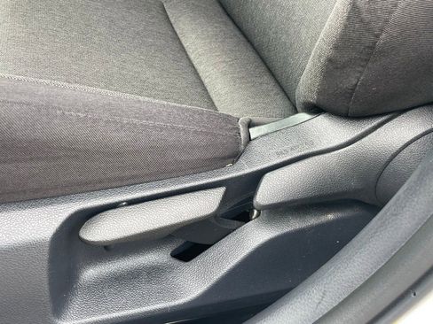 Used 2025 Toyota Camry LE FWD image 22