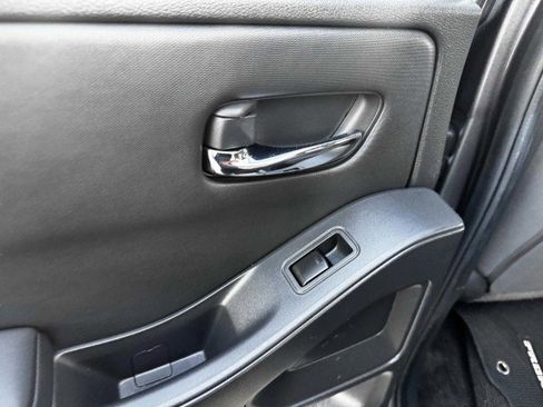 Used 2023 Nissan Frontier SV w/ Technology Package image 42