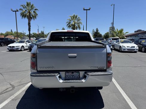 Used 2008 Honda Ridgeline RTX image 4