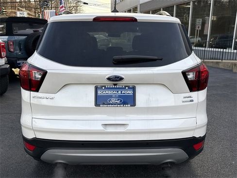 Used 2019 Ford Escape SEL image 5