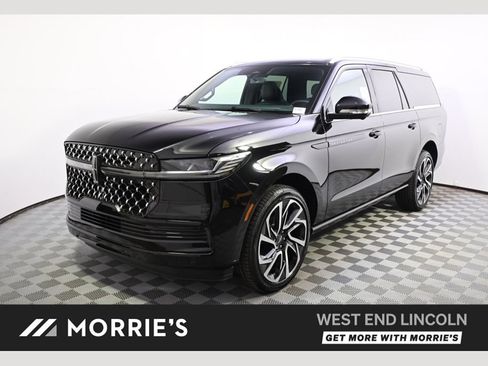 New 2026 Lincoln Navigator L Black Label AWD/4WD image 1