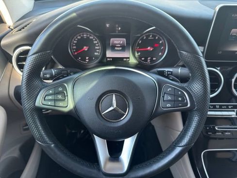 Used 2017 Mercedes-Benz GLC 300 4MATIC image 25