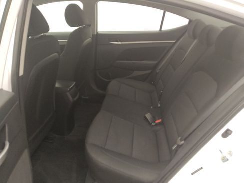 Used 2019 Hyundai Elantra SEL w/ Cargo Package FWD image 18
