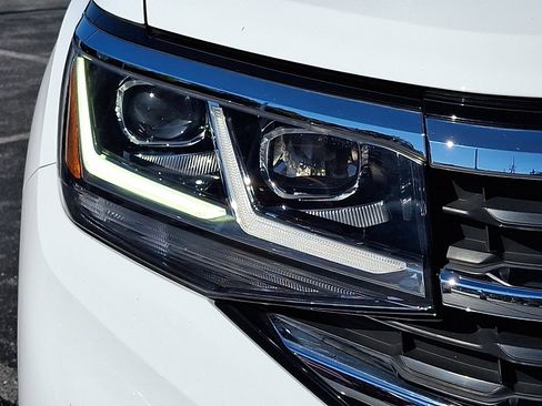 Used 2022 Volkswagen Atlas SE image 11