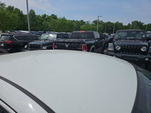 Used 2016 Nissan Altima 2.5 S FWD image 9