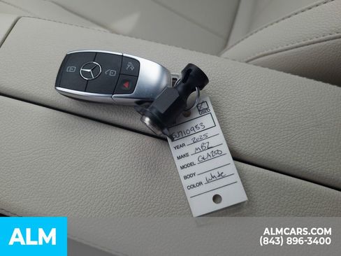 Used 2025 Mercedes-Benz GLA 250 4MATIC image 35