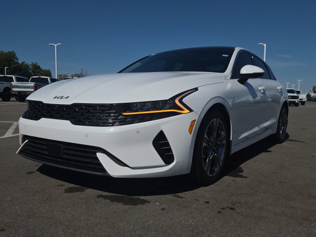 Used 2023 Kia K5 EX w/ EX Premium Package FWD image 2