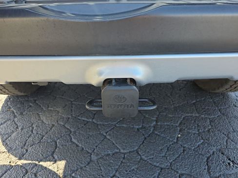 Used 2014 Toyota FJ Cruiser 4WD image 28