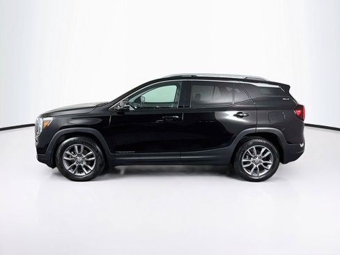 Used 2022 GMC Terrain SLT w/ LPO, Floor Liner Package AWD/4WD image 8