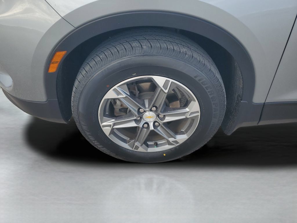 Used 2023 Chevrolet Blazer LT w/ Convenience Package FWD image 10