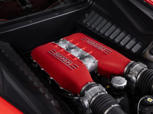 Used 2013 Ferrari 458 Italia Coupe RWD image 21