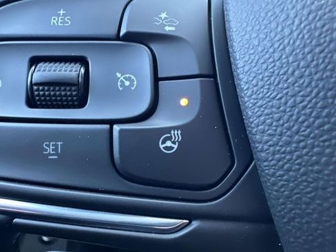 Used 2025 Buick Envista Avenir FWD image 42