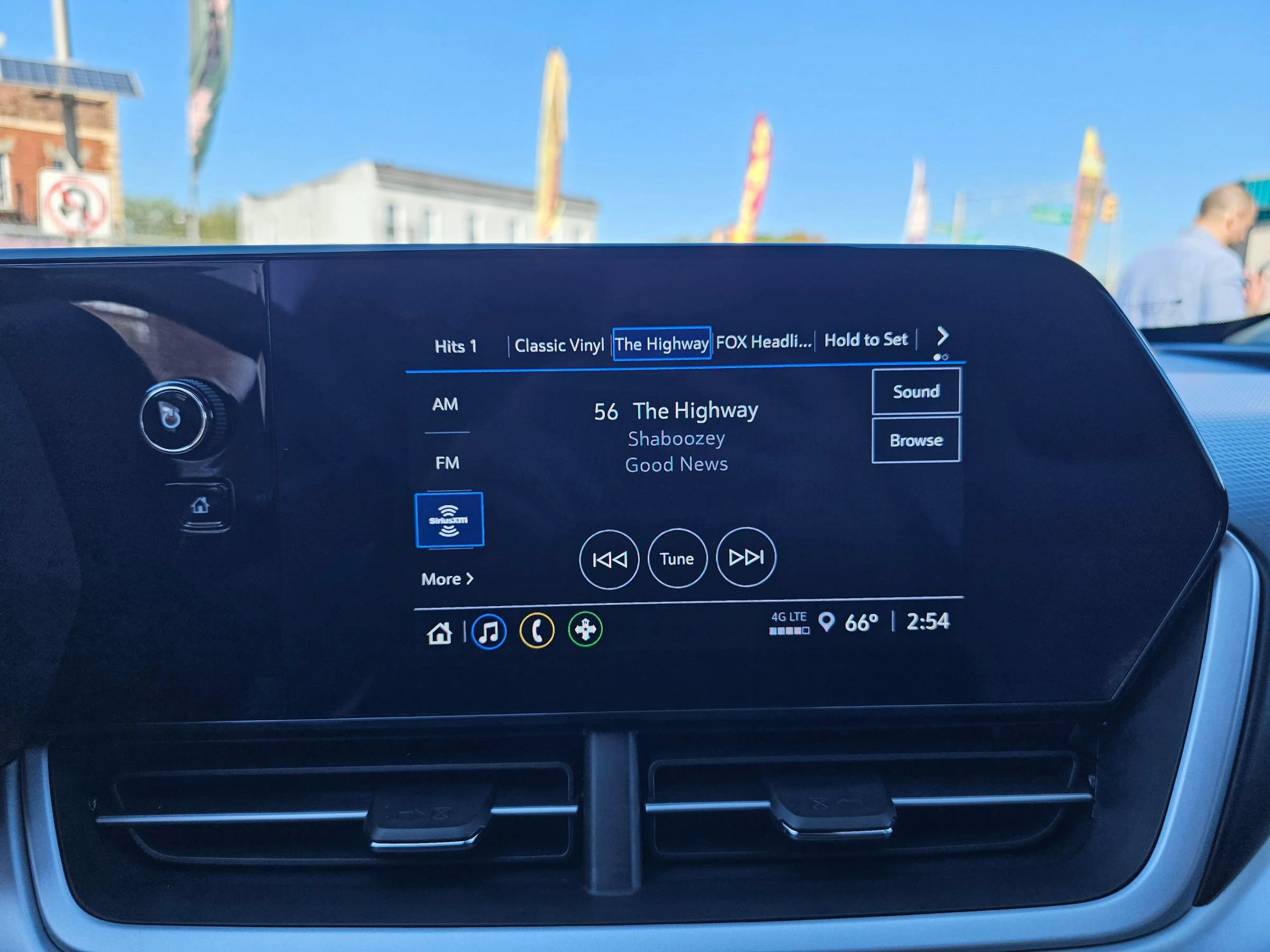 Used 2024 Chevrolet Trax LS FWD image 24
