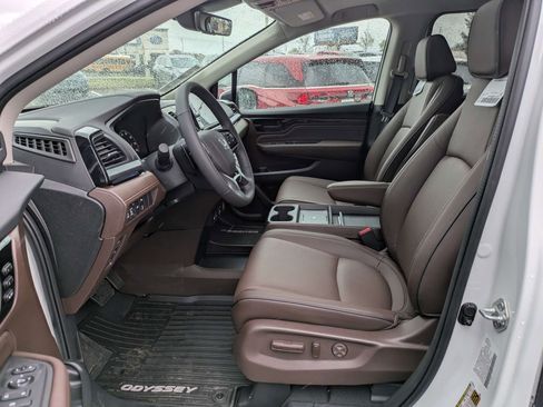New 2026 Honda Odyssey Touring image 27