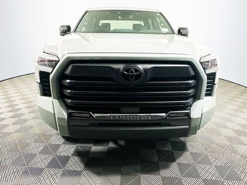 Used 2025 Toyota Tundra Limited AWD/4WD image 3