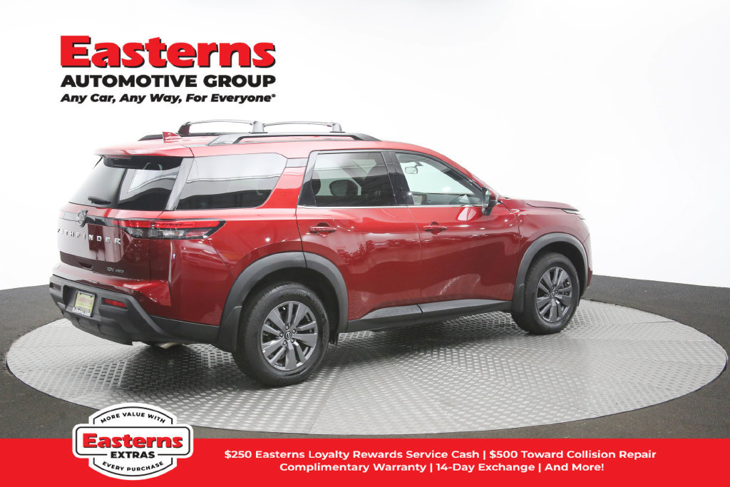 Used 2024 Nissan Pathfinder SV AWD/4WD image 44