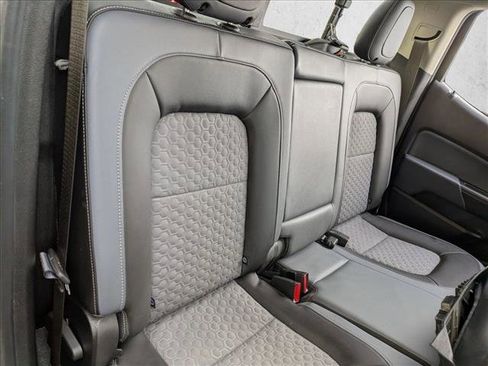 Used 2021 Chevrolet Colorado Z71 w/ Safety Package image 18