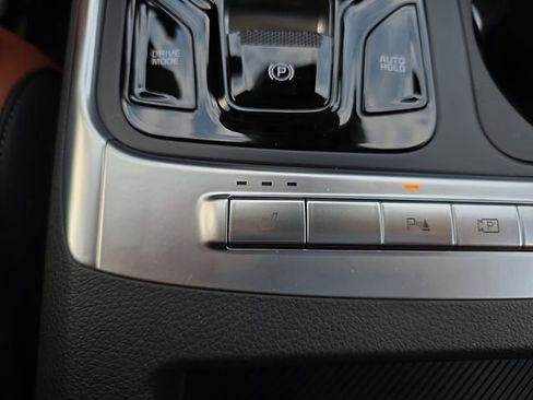 New 2026 Kia Carnival EX FWD image 13