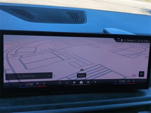 Used 2025 BMW X5 sDrive40i image 22