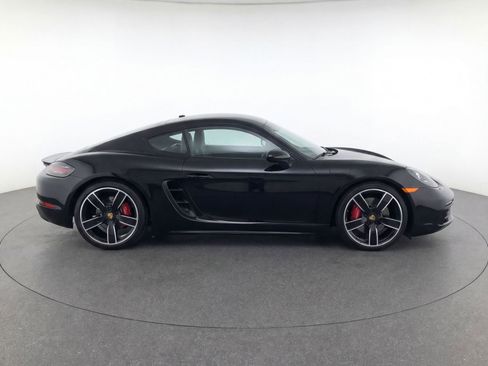 Certified 2018 Porsche 718 Cayman S image 2