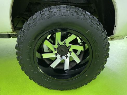 Used 2013 Ford F350 Platinum w/ Platinum Pkg image 16