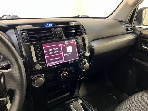 Used 2021 Toyota 4Runner TRD Off-Road AWD/4WD image 23