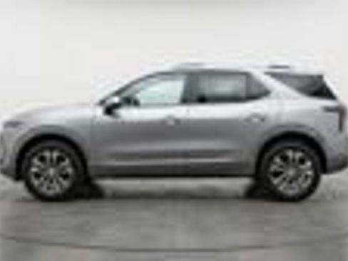 Used 2025 Chevrolet Equinox LT FWD image 8