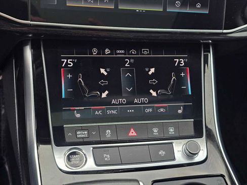 Used 2024 Audi Q7 3.0T Premium Plus image 29