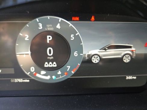 Used 2026 Land Rover Range Rover Evoque S image 2