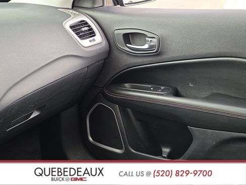 Used 2019 Jeep Compass Latitude w/ Popular Equipment Group FWD image 20