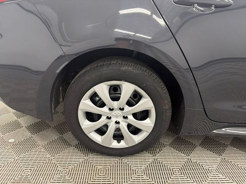 Used 2024 Toyota Corolla LE FWD image 17