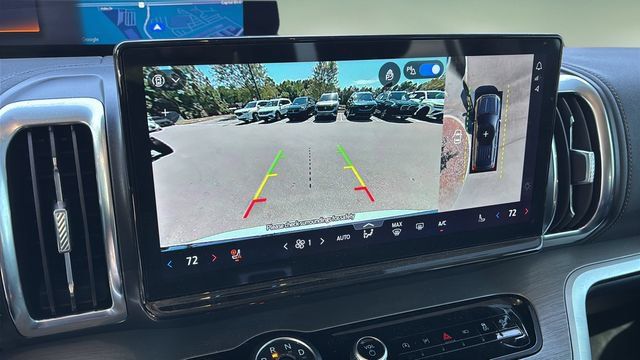 Used 2025 Ford Expedition Platinum w/ Driver's Package AWD/4WD image 27