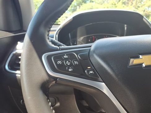 Used 2022 Chevrolet Equinox LT FWD image 14