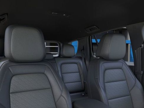 New 2026 Chevrolet Equinox LT w/ Convenience Package II FWD image 24