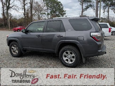 Used 2021 Toyota 4Runner SR5 Premium w/ Moonroof Package image 3