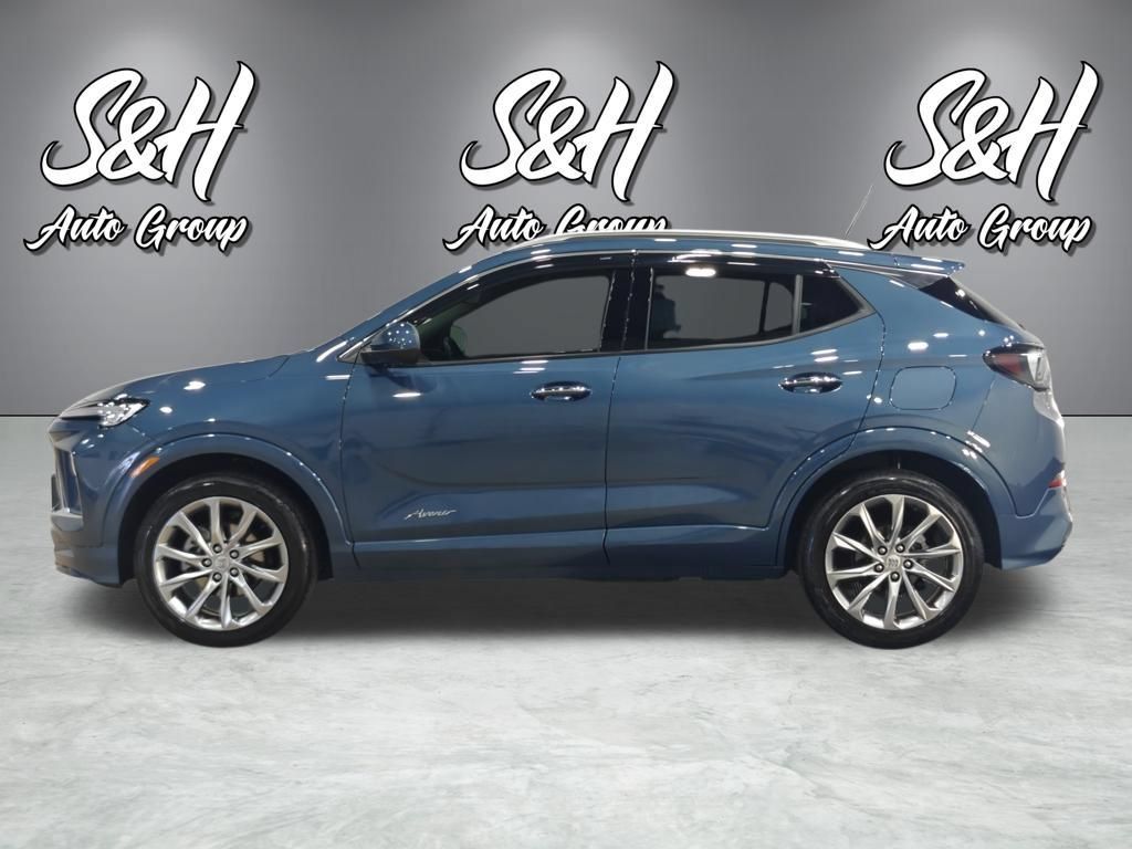 Used 2024 Buick Encore GX Avenir w/ Avenir Technology Package AWD/4WD image 18