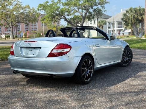 Used 2005 Mercedes-Benz SLK 350 image 6